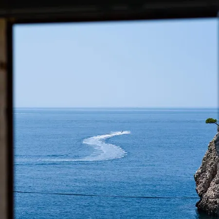 Heaven - Ocean And Old Town View *