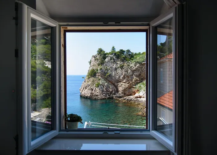 Heaven - Ocean And Old Town View *