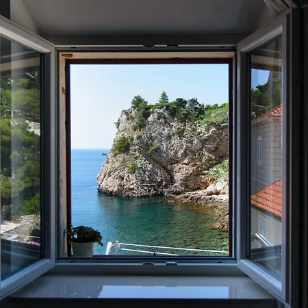 Heaven - Ocean And Old Town View *