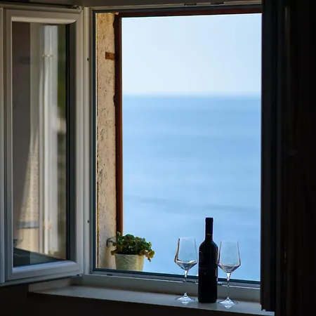 Heaven - Ocean And Old Town View *